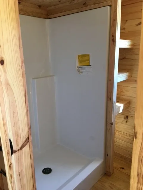 4B 115 Hybrid img1 (7)