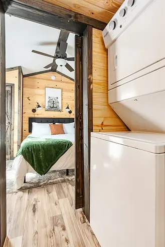 d735d2_bce332ec1c1f4ed5bb9a83adaf91cb79~mv2